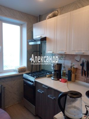 Продам трехкомнатную (3-комн.) квартиру, 1, Торосово д