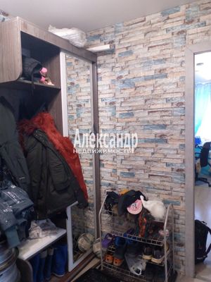 Продам трехкомнатную (3-комн.) квартиру, 1, Торосово д