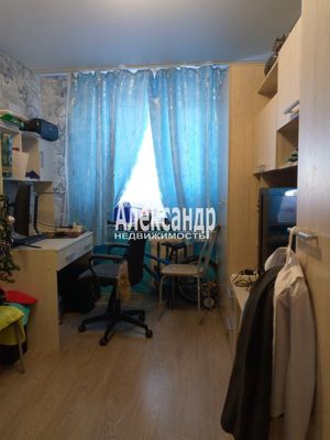 Продам трехкомнатную (3-комн.) квартиру, 1, Торосово д