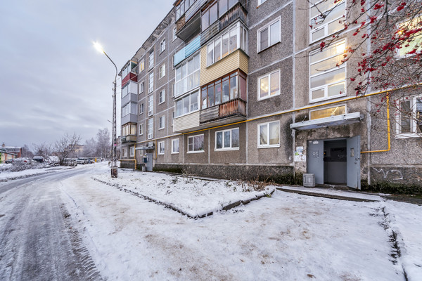 Продам трехкомнатную (3-комн.) квартиру, Петрова (Ключевая р-н) ул, 5, Петрозаводск г