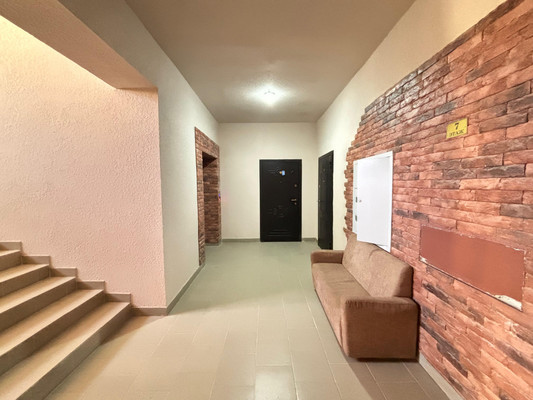 Продам двухкомнатную (2-комн.) квартиру, Тлостанова ул, 28, Нальчик г