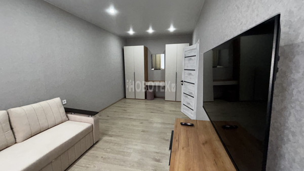 Сдам однокомнатную (1-комн.) квартиру, Коммунистическая ул, 9, Крымск г