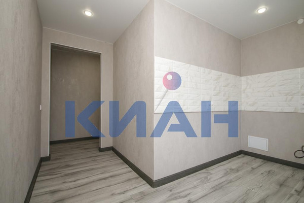Продам однокомнатную (1-комн.) квартиру, Лесная ул, 37, Красноярск г