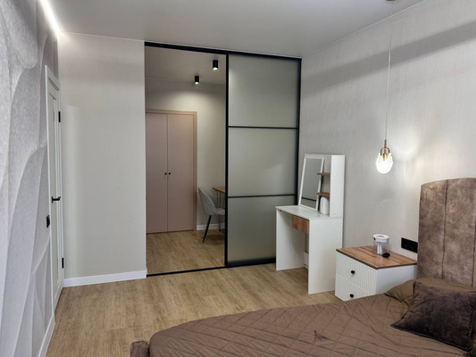 Продам двухкомнатную (2-комн.) квартиру, Пискунова ул, 148/7, Иркутск г