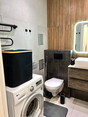 Продам двухкомнатную (2-комн.) квартиру, Пискунова ул, 148/7, Иркутск г