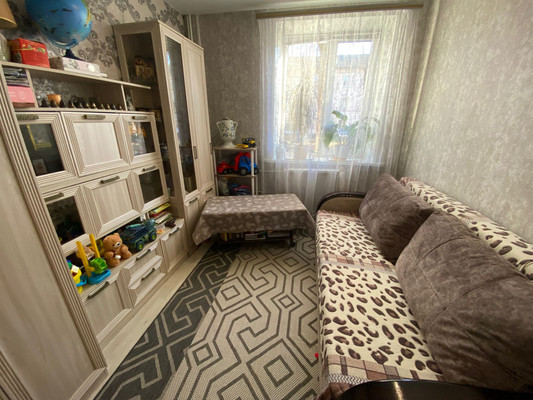 Продам трехкомнатную (3-комн.) квартиру, Шибанкова ул, 18, Наро-Фоминск г