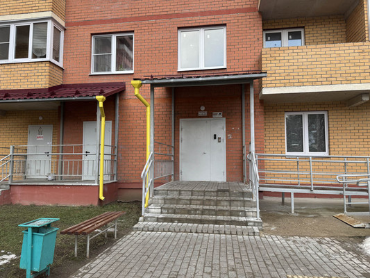 Продам однокомнатную (1-комн.) квартиру, им Владимира Махалина мкр, 33, Дмитров г