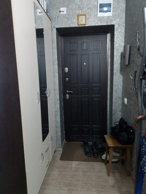 Продам трехкомнатную (3-комн.) квартиру, Степная ул, 7, Апшеронск г