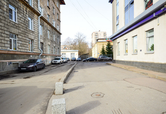 Продам комнату в 5-комн. квартире, Пархоменко пр-кт, 10, Санкт-Петербург г