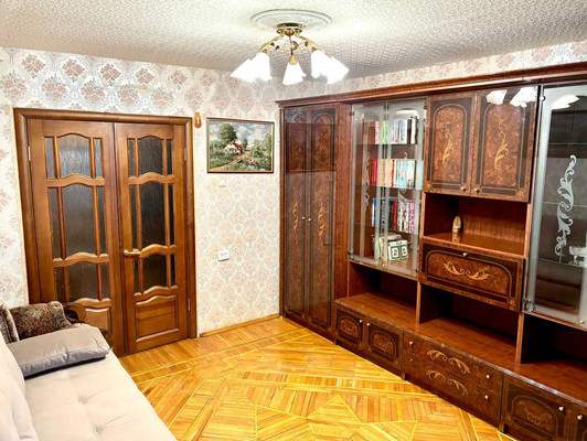 Продам двухкомнатную (2-комн.) квартиру, Стройкова ул, 11, Рязань г