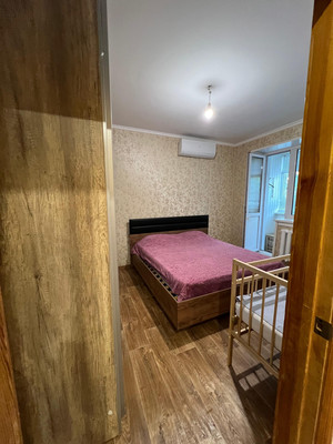 Продам многокомнатную квартиру, Черникова ул, 35, Волгодонск г