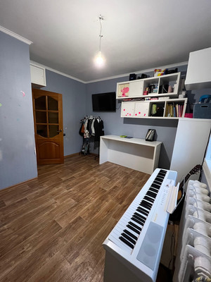 Продам многокомнатную квартиру, Черникова ул, 35, Волгодонск г