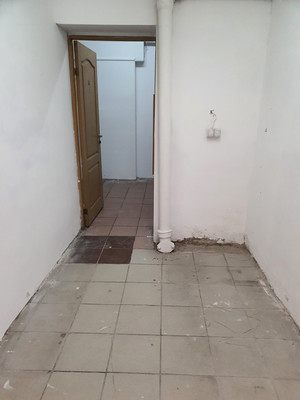 Сдам торговое помещение 91,5 м2, Озерная ул, 10, Калининград г