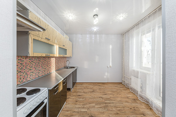 Продам однокомнатную (1-комн.) квартиру, Краснопольский пр-кт, 1г, Челябинск г