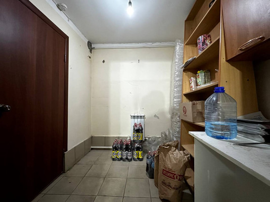 Продам торговое помещение 90 м2, Ленинградская ул, 60, Ишим г