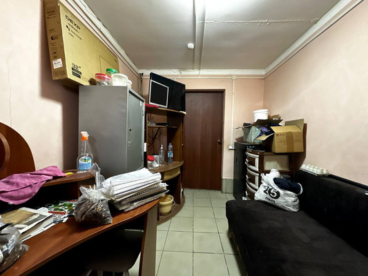 Продам торговое помещение 90 м2, Ленинградская ул, 60, Ишим г