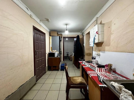 Продам торговое помещение 90 м2, Ленинградская ул, 60, Ишим г