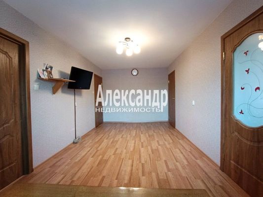 Продам двухкомнатную (2-комн.) квартиру, Гагарина ул, 25, Выборг г