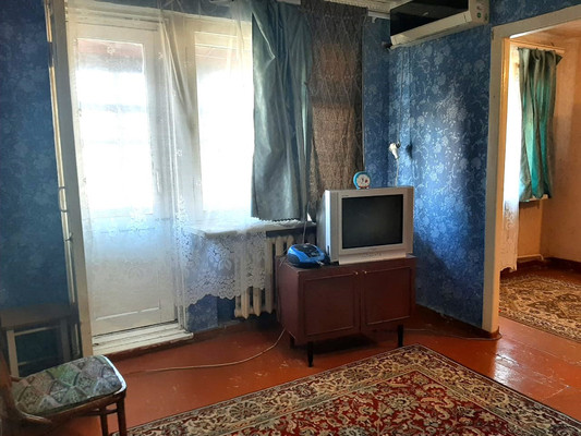 Продам двухкомнатную (2-комн.) квартиру, Калинина ул, 122, Тихорецк г