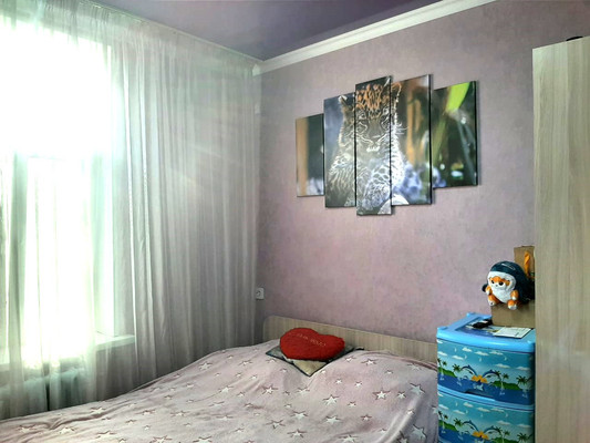 Продам двухкомнатную (2-комн.) квартиру, Федосеева ул, 13, Тихорецк г