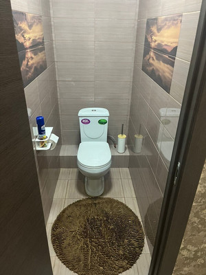 Продам двухкомнатную (2-комн.) квартиру, Ленинградская ул, 220, Тихорецк г