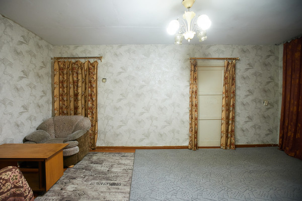 Продам двухкомнатную (2-комн.) квартиру, Свердлова ул, 12к1, Мурманск г