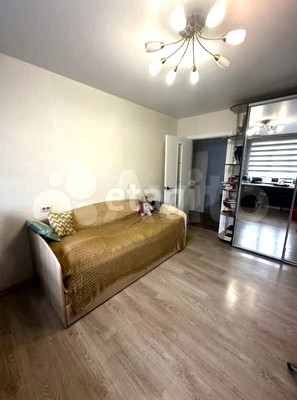 Продам двухкомнатную (2-комн.) квартиру, Короленко ул, 23, Киров г