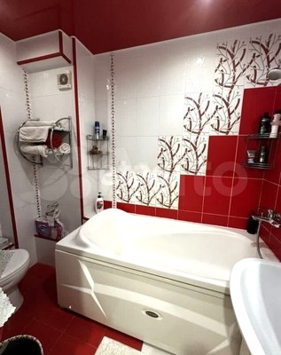 Продам двухкомнатную (2-комн.) квартиру, Короленко ул, 23, Киров г