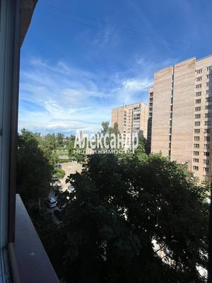 Продам трехкомнатную (3-комн.) квартиру, Морской Пехоты ул, 8к1, Санкт-Петербург г