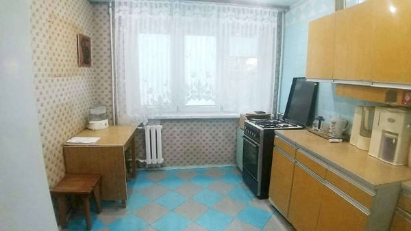 Продам трехкомнатную (3-комн.) квартиру, 2-я Краснодарская ул, 163, Ростов-на-Дону г