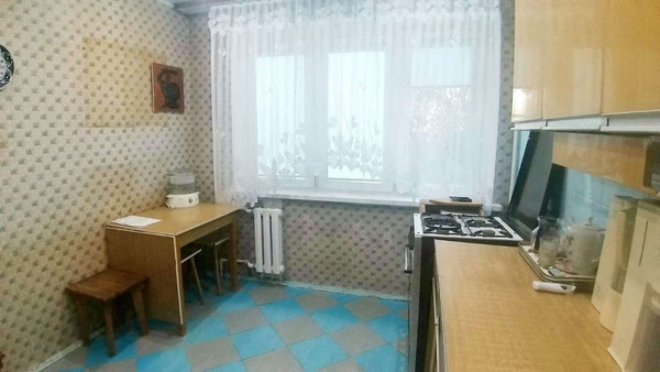 Продам трехкомнатную (3-комн.) квартиру, 2-я Краснодарская ул, 163, Ростов-на-Дону г