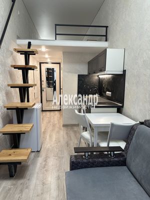 Продам долю в 1-комн. квартире, Реки Фонтанки наб, 183, Санкт-Петербург г