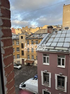 Продам долю в 1-комн. квартире, Реки Фонтанки наб, 183, Санкт-Петербург г