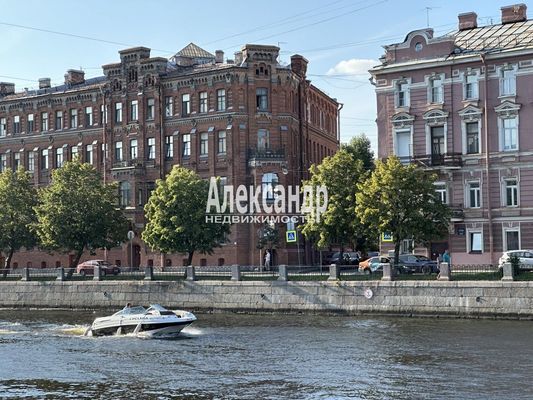 Продам долю в 1-комн. квартире, Реки Фонтанки наб, 183, Санкт-Петербург г