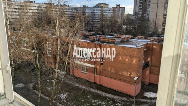 Продам трехкомнатную (3-комн.) квартиру, Жени Егоровой ул, 5к1, Санкт-Петербург г