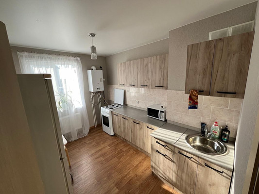 Продам однокомнатную (1-комн.) квартиру, Квартал 6 ул, 16, Куюки д