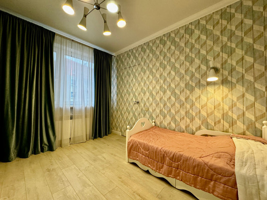 Продам трехкомнатную (3-комн.) квартиру, Береговая ул, 61/1б, Ростов-на-Дону г