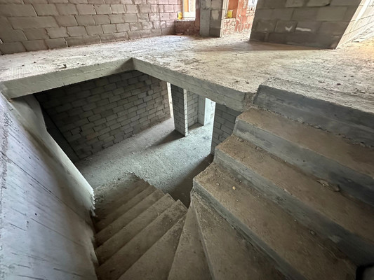 Продам многокомнатную квартиру, Тлостанова ул, 16, Нальчик г