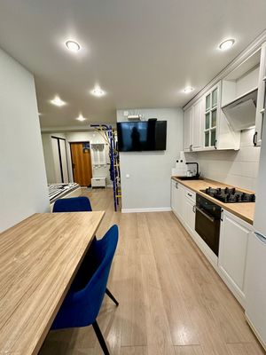 Продам двухкомнатную (2-комн.) квартиру, Молчановская ул, 2, Киров г