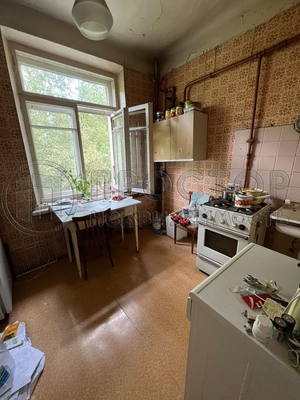 Продам 2-комн. в 3-комн. квартире, 1-й Панковский проезд, 11, Люберцы г