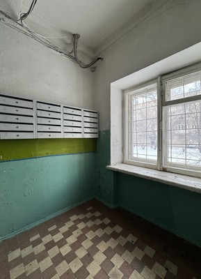 Продам трехкомнатную (3-комн.) квартиру, Кобозева ул, 14, Екатеринбург г