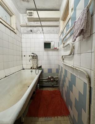 Продам трехкомнатную (3-комн.) квартиру, Кобозева ул, 14, Екатеринбург г