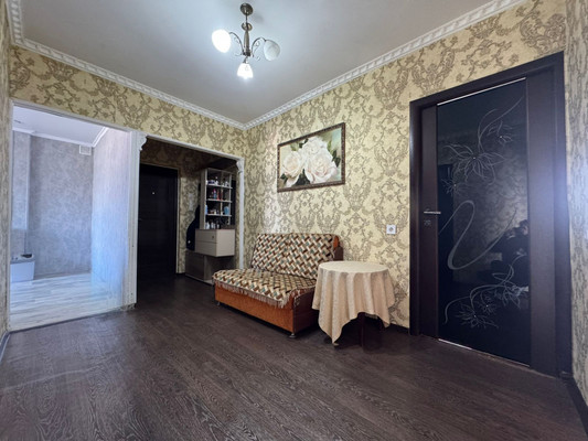Продам трехкомнатную (3-комн.) квартиру, Ю.А.Гагарина ул, 14, Нальчик г