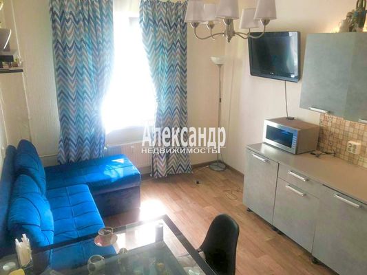 Продам двухкомнатную (2-комн.) квартиру, Муринская дор, 80к1, Санкт-Петербург г