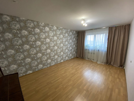 Продам двухкомнатную (2-комн.) квартиру, Маршала Куркоткина ул, 4, Наро-Фоминск г