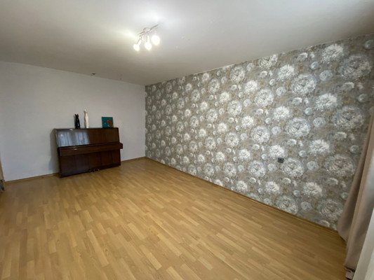 Продам двухкомнатную (2-комн.) квартиру, Маршала Куркоткина ул, 4, Наро-Фоминск г