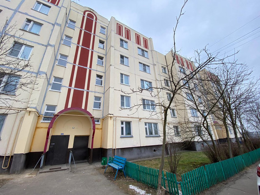 Продам двухкомнатную (2-комн.) квартиру, Маршала Куркоткина ул, 4, Наро-Фоминск г