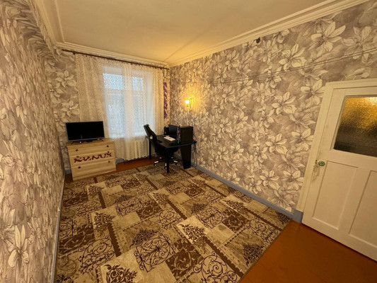 Продам двухкомнатную (2-комн.) квартиру, Ленина пр-кт, 21, Комсомольск-на-Амуре г