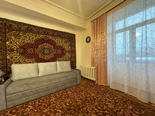 Продам двухкомнатную (2-комн.) квартиру, Ленина пр-кт, 21, Комсомольск-на-Амуре г