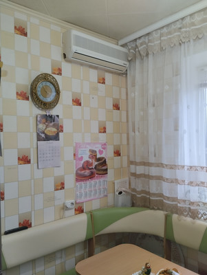 Продам трехкомнатную (3-комн.) квартиру, Индустриальная ул, 11, Волгодонск г